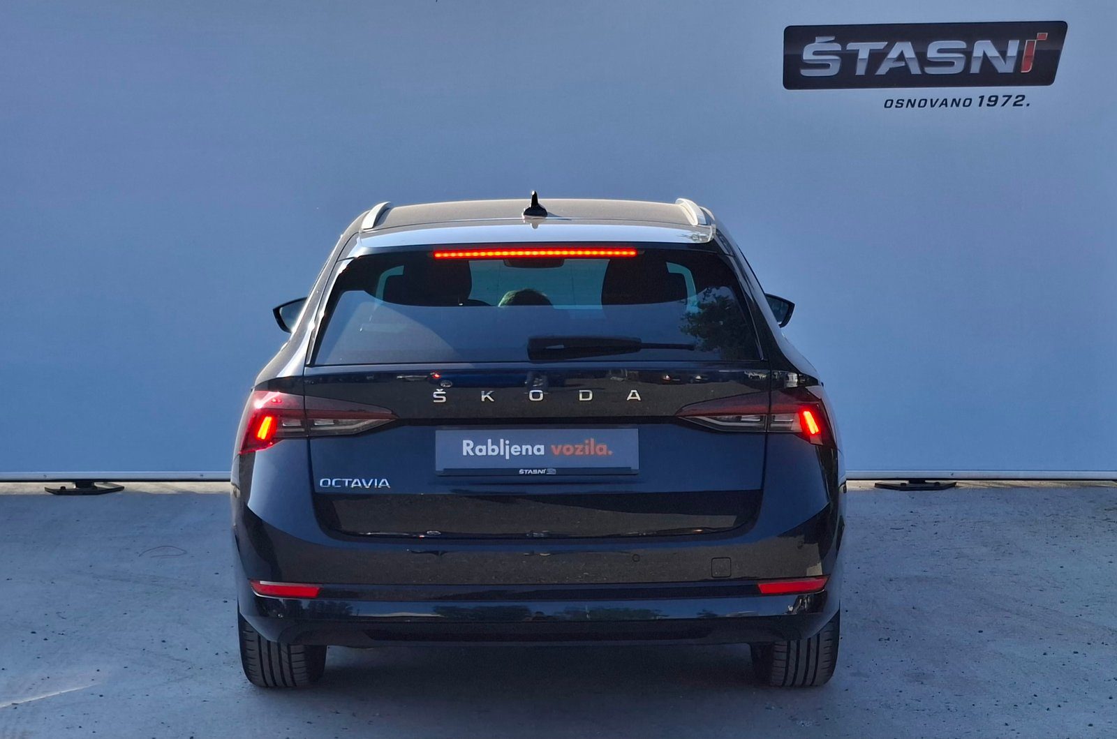 2020 Škoda Octavia Combi — fotografija 5