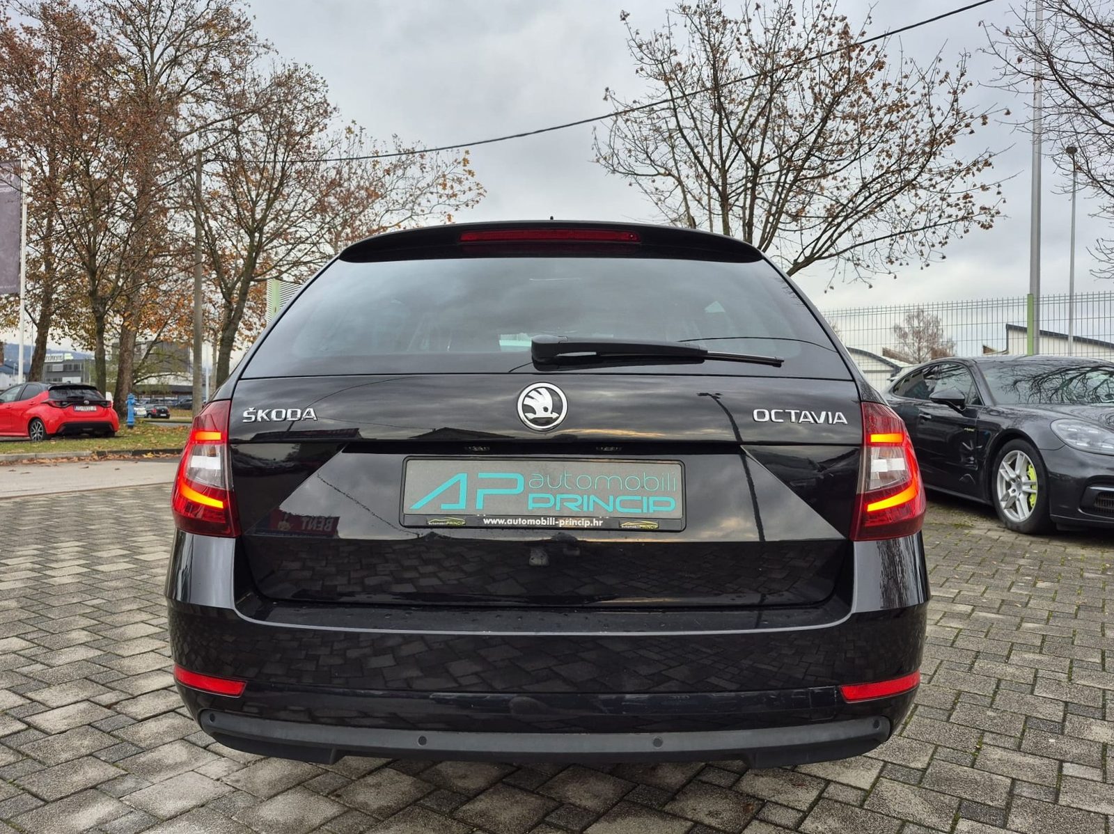 2020 Škoda Octavia Combi — fotografija 5