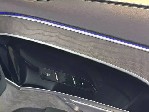 2022 Audi A8 — sličica 29