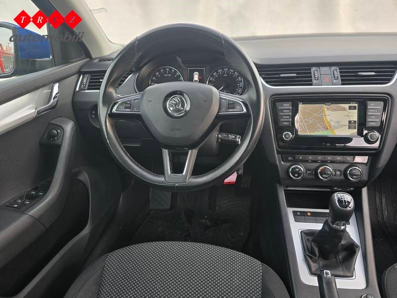 2016 Škoda Octavia — fotografija 10