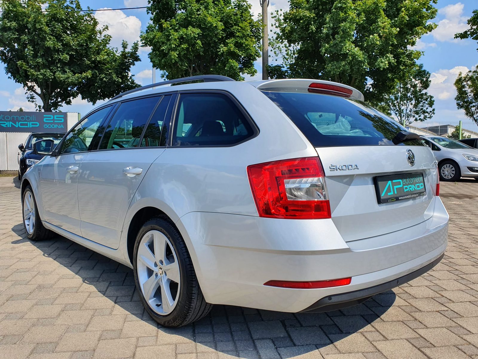 2018 Škoda Octavia Combi — fotografija 4