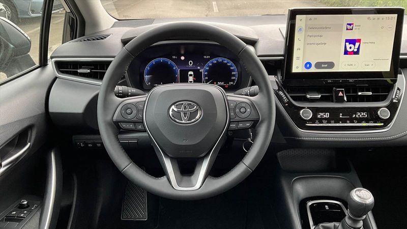 2026 Toyota Corolla — fotografija 8