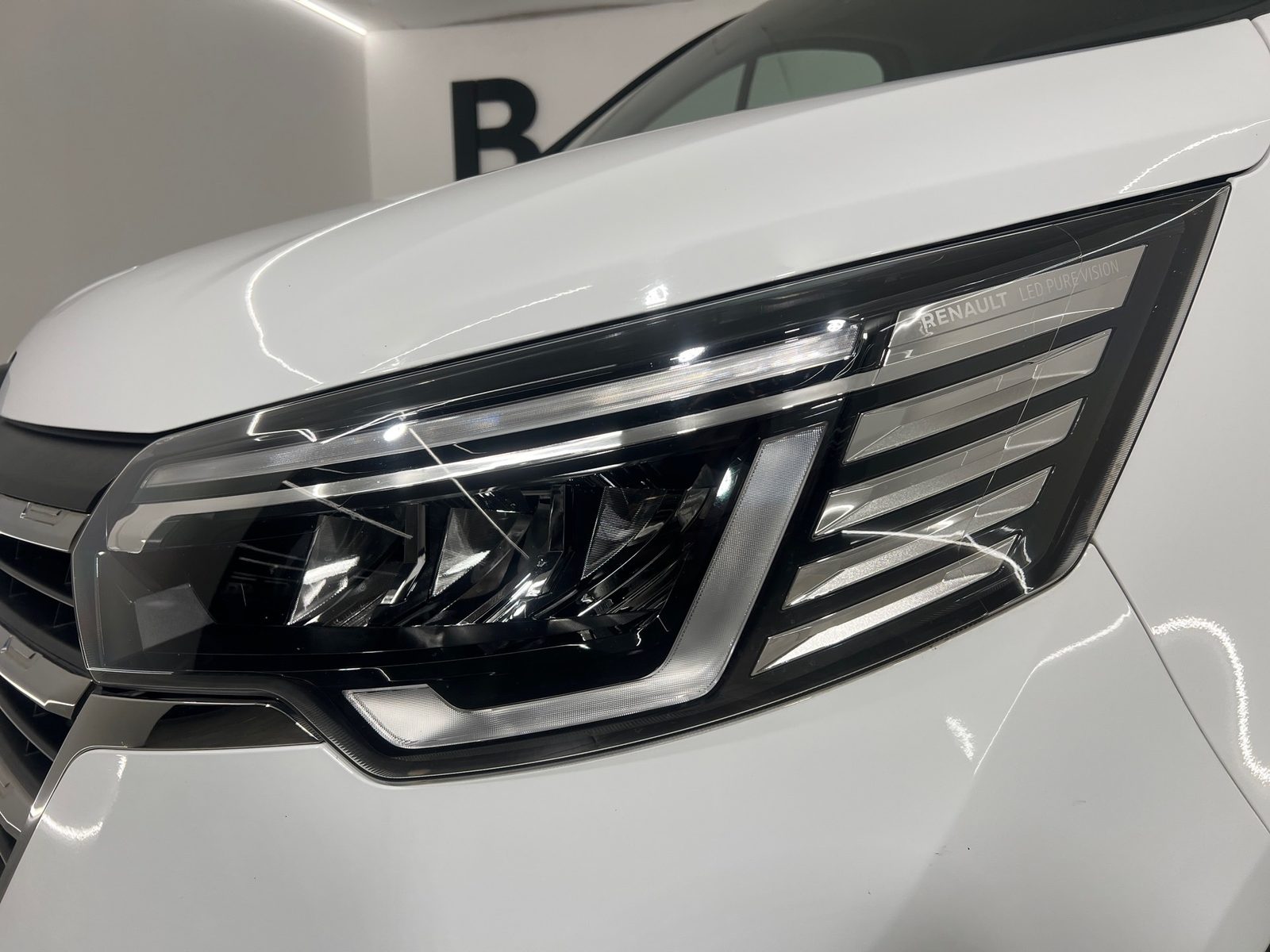 2023 Renault Trafic — fotografija 10