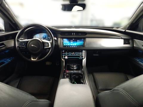 2021 Jaguar XF — sličica 18