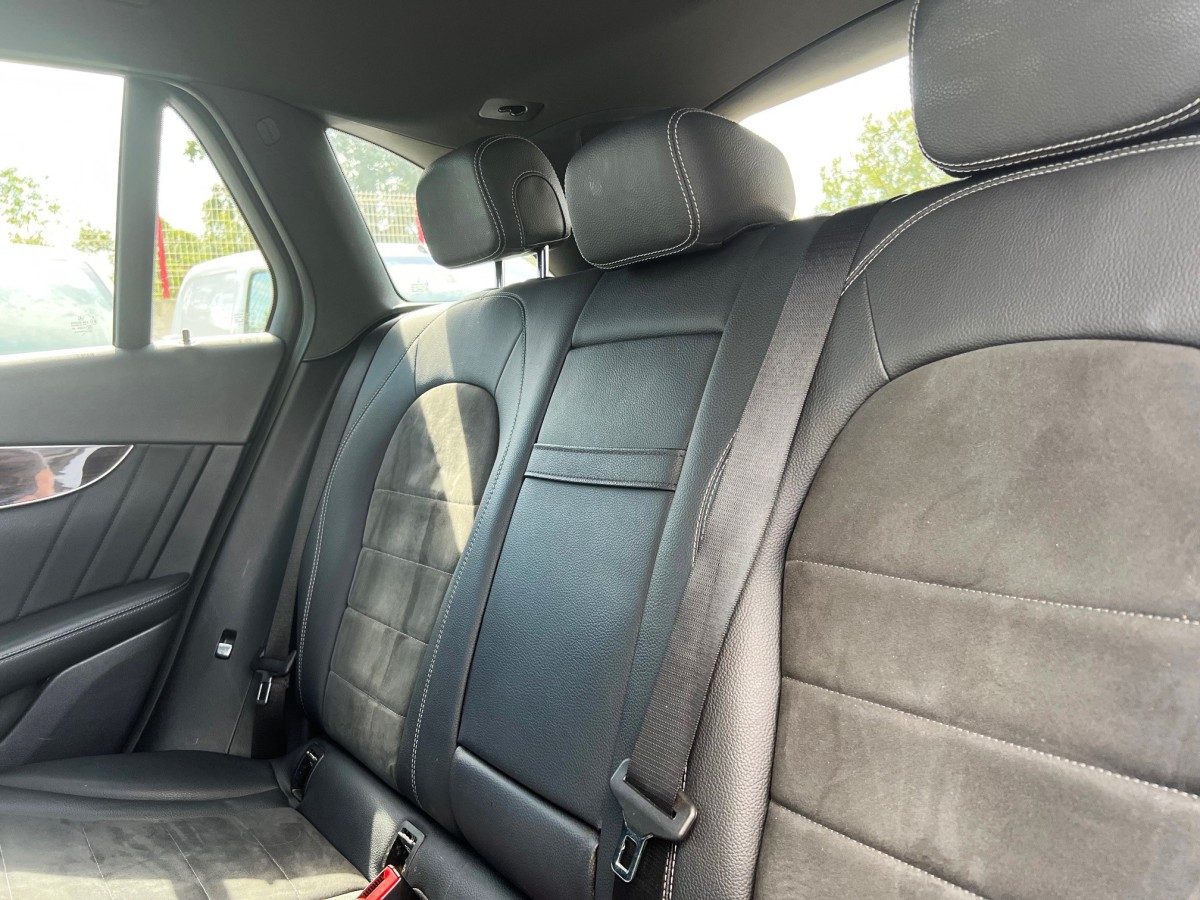 2020 Mercedes-Benz GLC — fotografija 25