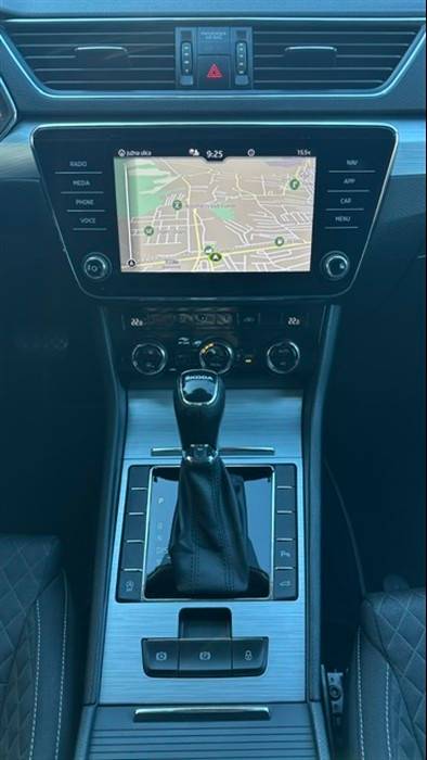 2022 Škoda Superb — sličica 14