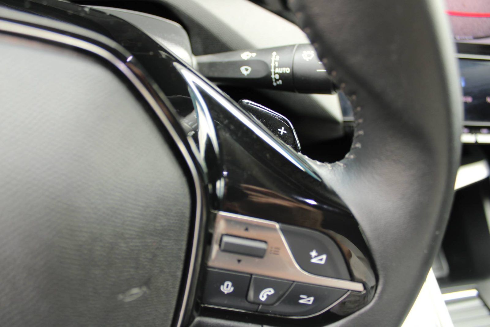 2022 Peugeot 308 — fotografija 16