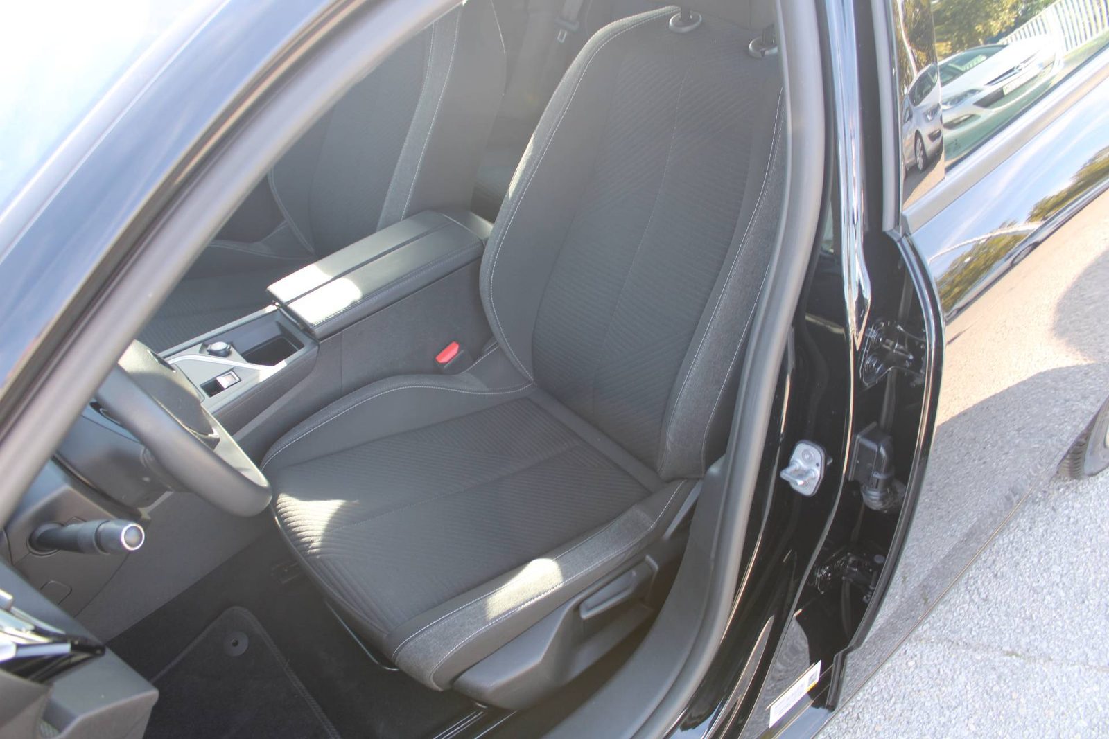 2023 Peugeot 308 — fotografija 9