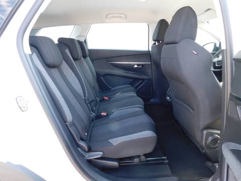 2017 Peugeot 5008 — sličica 12