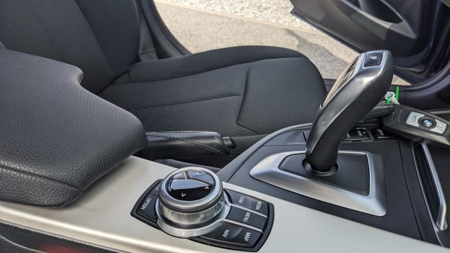 2018 BMW Serija 3 — fotografija 21