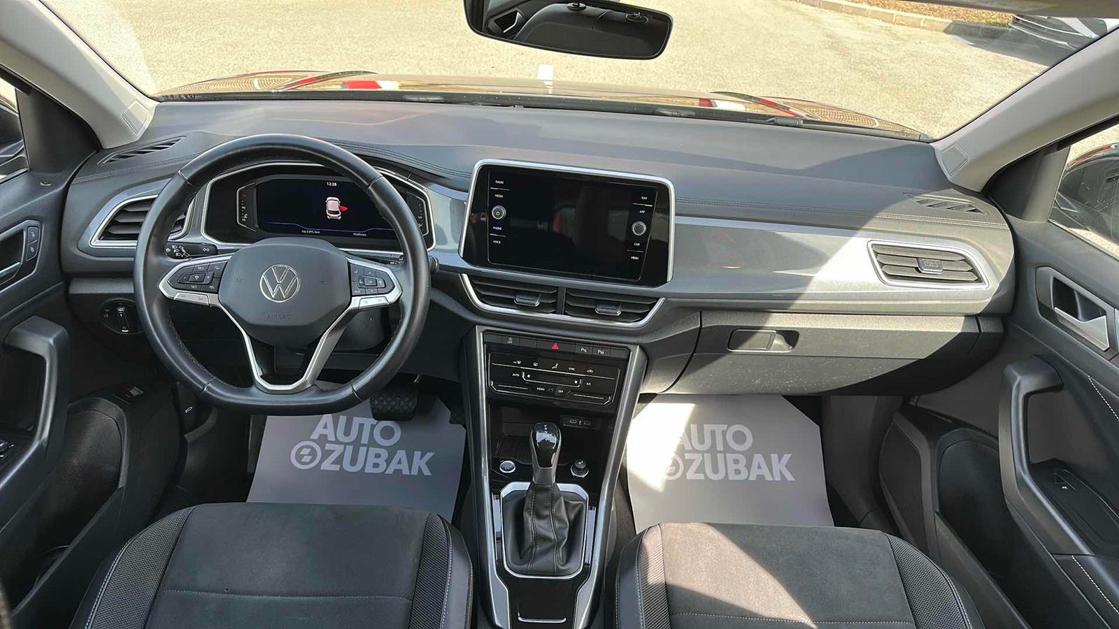 2024 Volkswagen T-Roc — fotografija 11