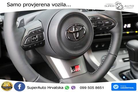 2024 Toyota Yaris — sličica 7