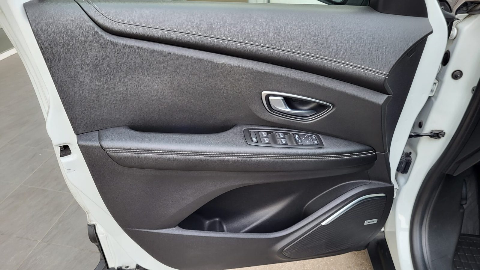 2020 Renault Scenic — fotografija 23