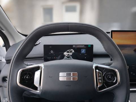2026 Geely Starray EM-i — sličica 16
