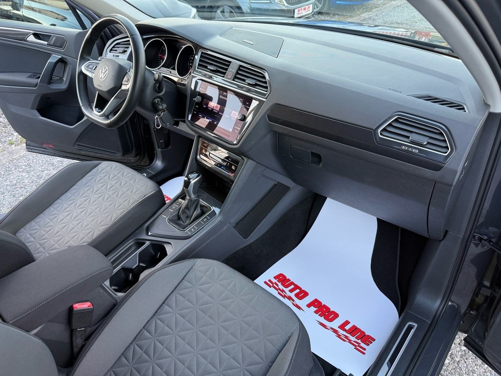 2021 Volkswagen Tiguan — fotografija 12
