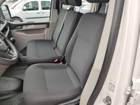 2017 Volkswagen Transporter — sličica 7
