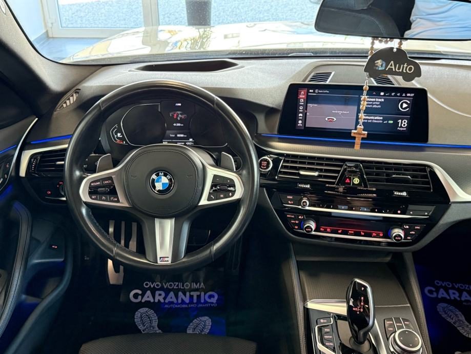 2020 BMW Serija 5 — fotografija 10