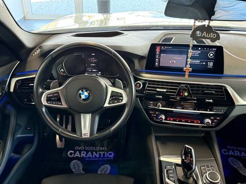 2020 BMW Serija 5 — sličica 10