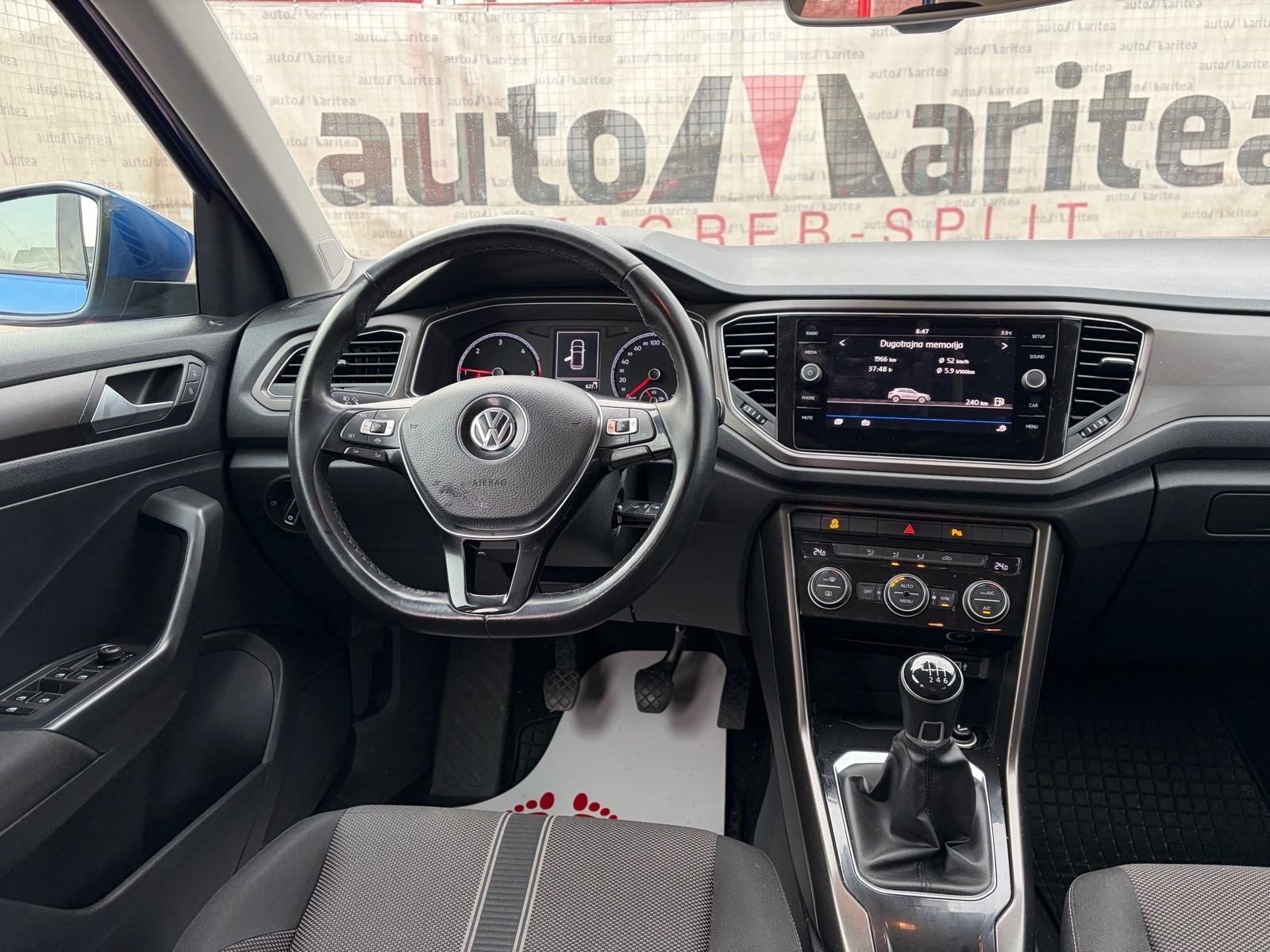 2018 Volkswagen T-Roc — fotografija 12