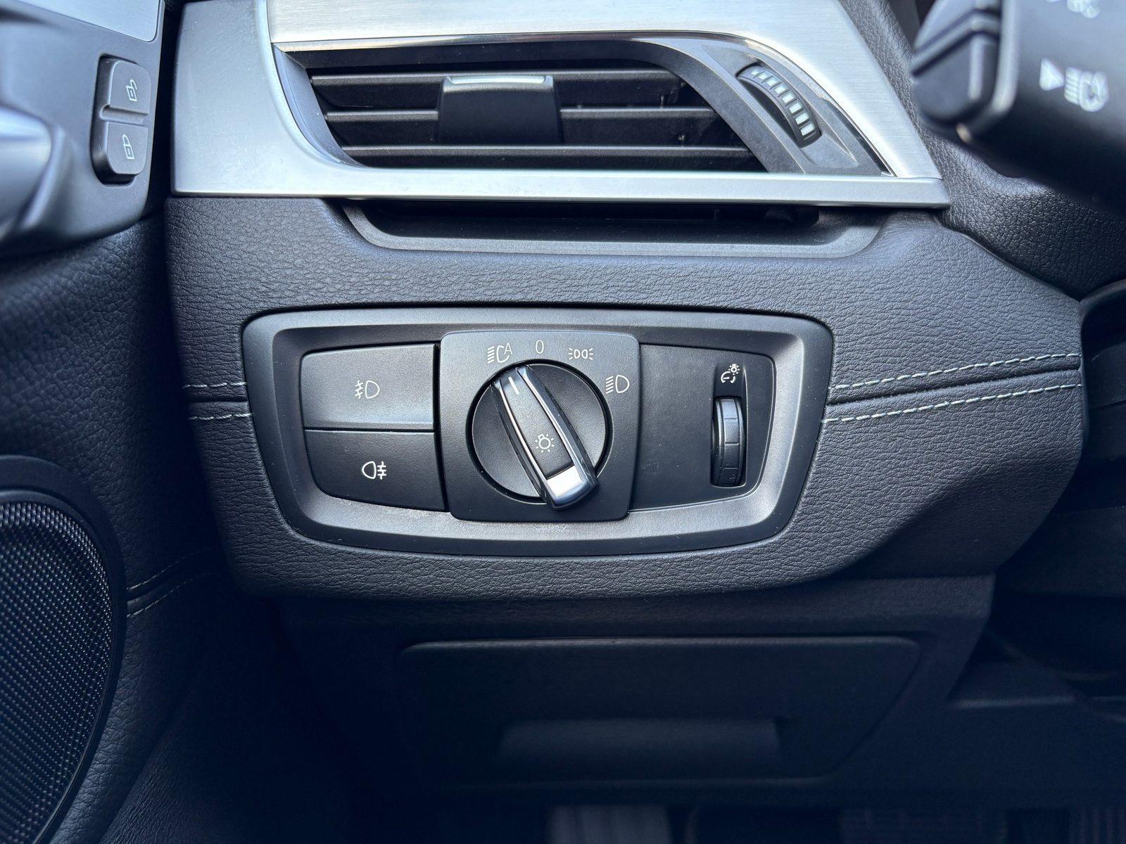 2020 BMW X1 — fotografija 26