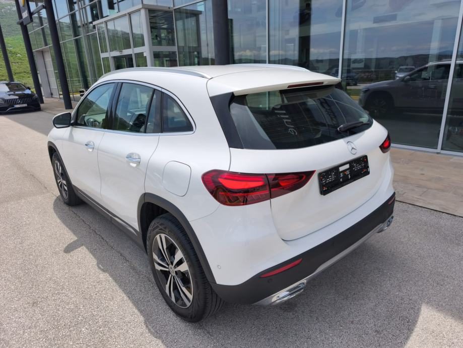 2025 Mercedes-Benz GLA Progressive — fotografija 5
