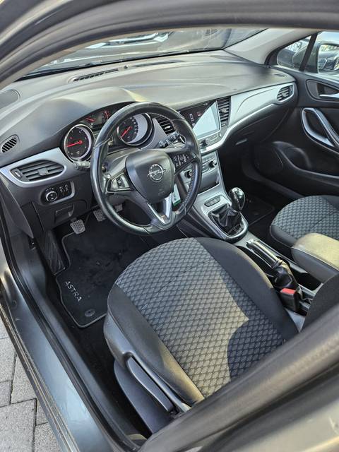 2016 Opel Astra — sličica 10