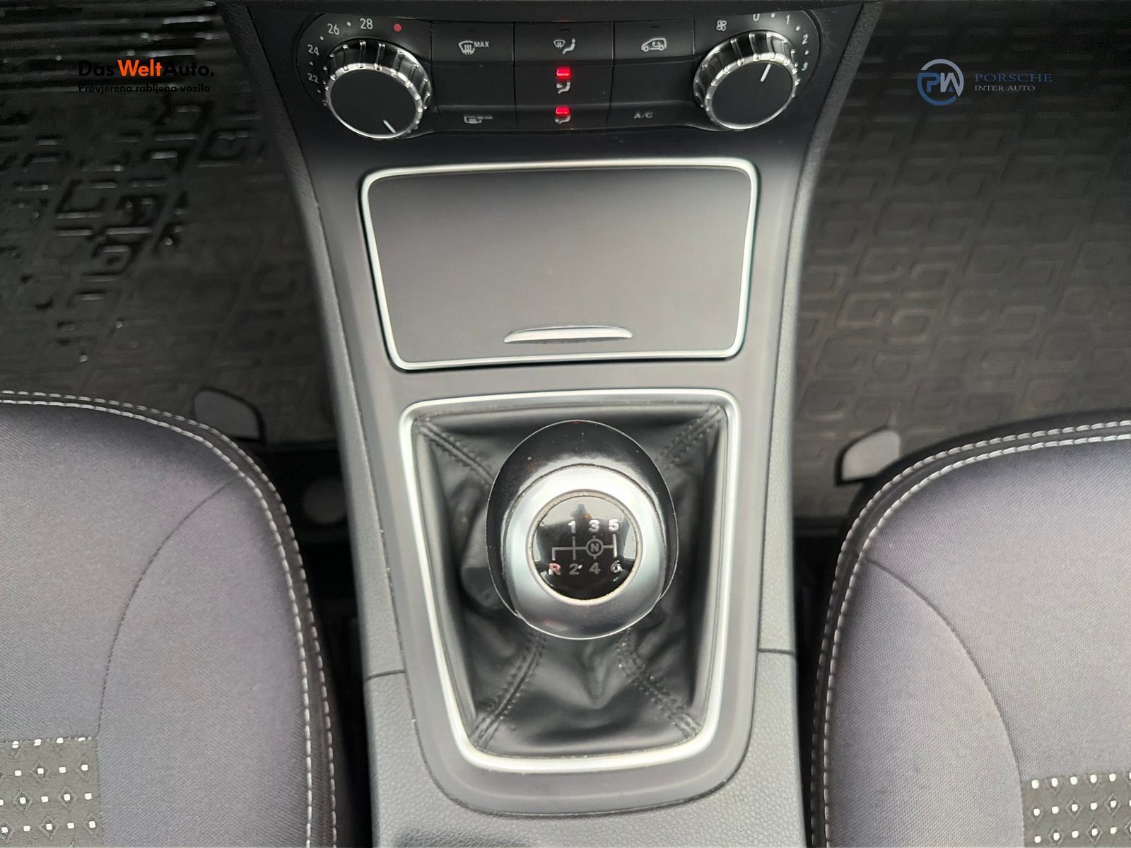 2015 Mercedes-Benz B-klasa — fotografija 19