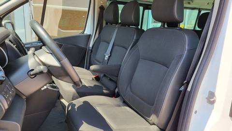 2021 Renault Trafic — sličica 6