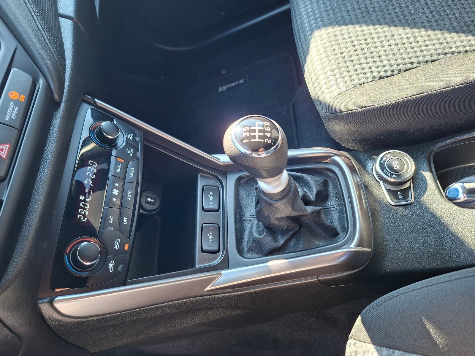 2022 Suzuki S-Cross — fotografija 15