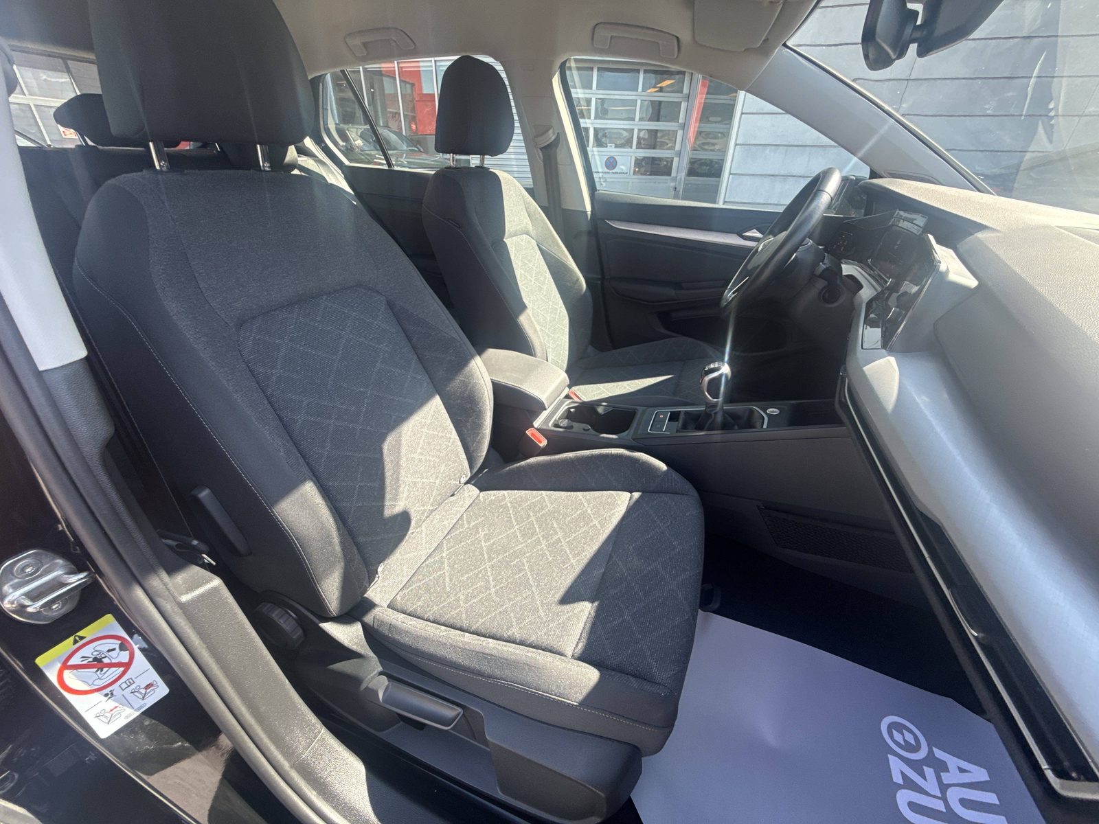 2024 Volkswagen Golf — fotografija 22