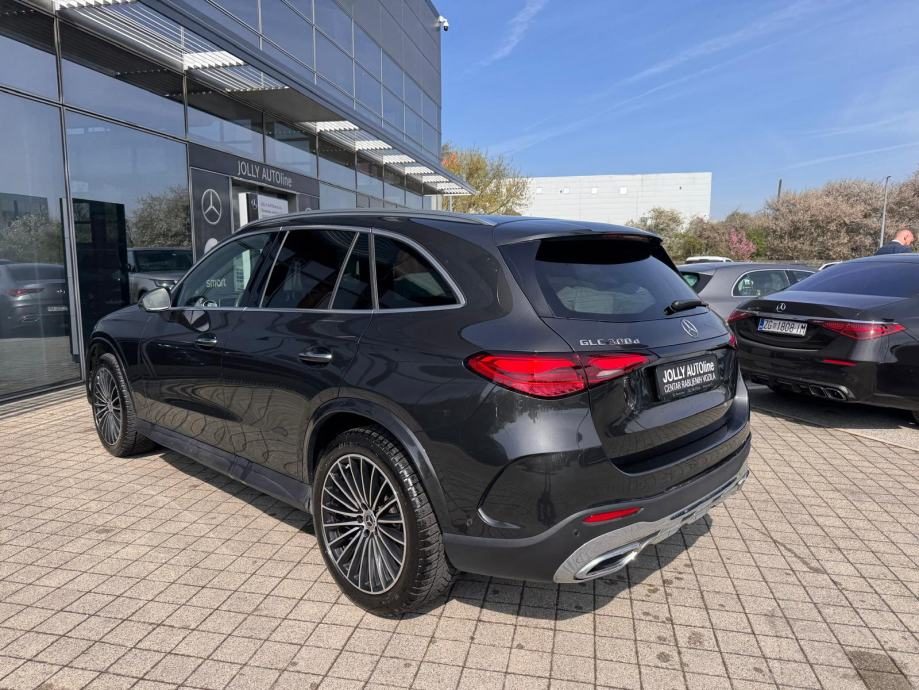 2025 Mercedes-Benz GLC — fotografija 7