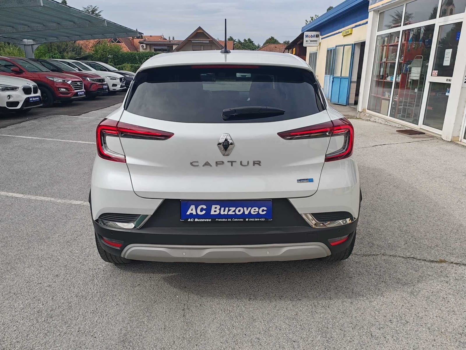 2022 Renault Captur — fotografija 12