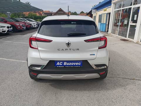 2022 Renault Captur — sličica 12
