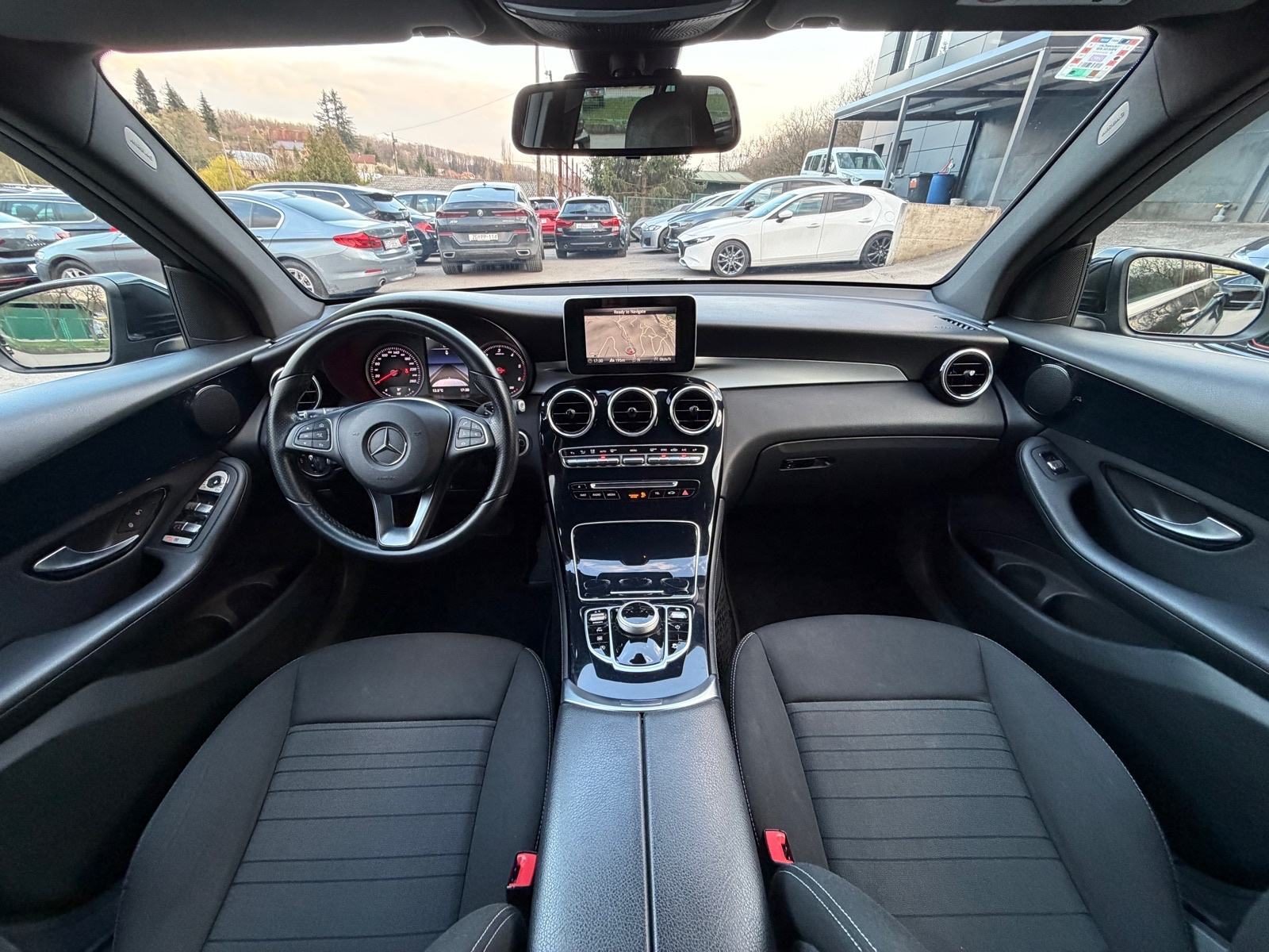 2018 Mercedes-Benz GLC — fotografija 8