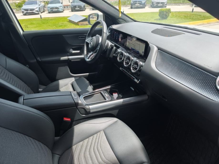 2025 Mercedes-Benz GLA Progressive — fotografija 6