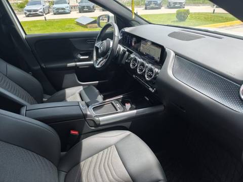 2025 Mercedes-Benz GLA Progressive — sličica 6