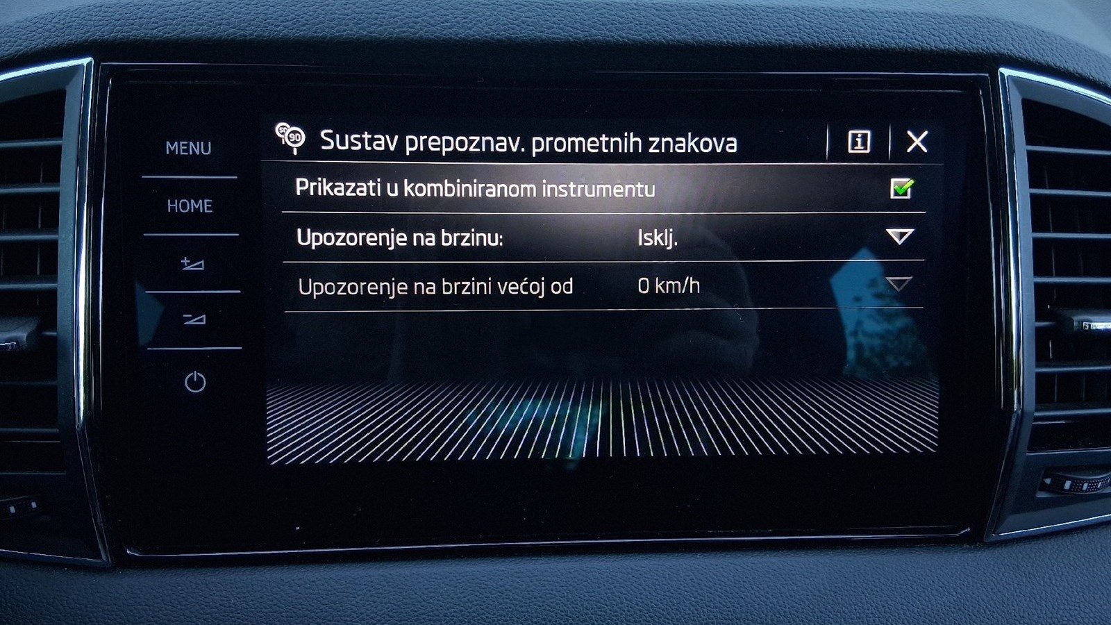 2021 Škoda Karoq — fotografija 26