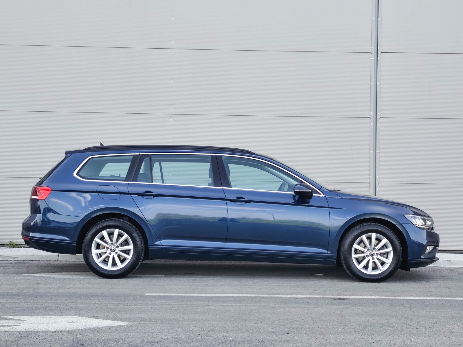 2021 Volkswagen Passat — fotografija 25