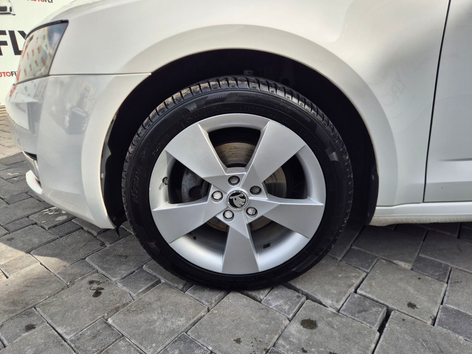 2014 Škoda Octavia — fotografija 21