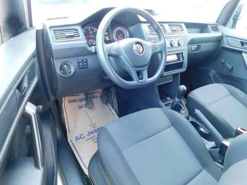 2017 Volkswagen Caddy — sličica 8