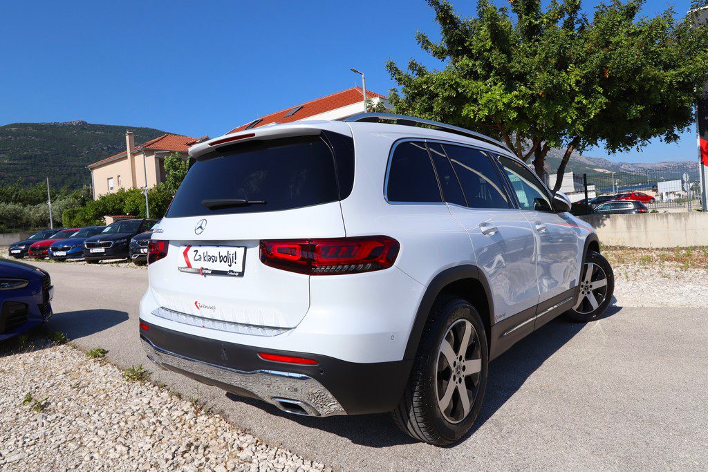 2021 Mercedes-Benz GLB Progressive — fotografija 17