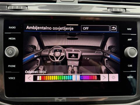 2023 Volkswagen Tiguan — sličica 11