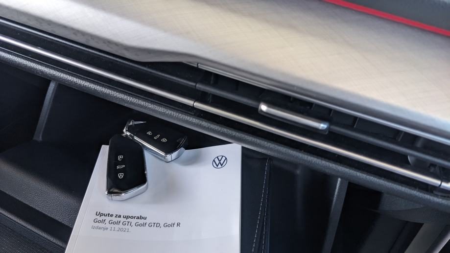 2022 Volkswagen Golf — fotografija 25
