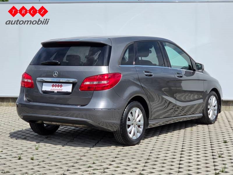 2013 Mercedes-Benz Klasa — fotografija 4