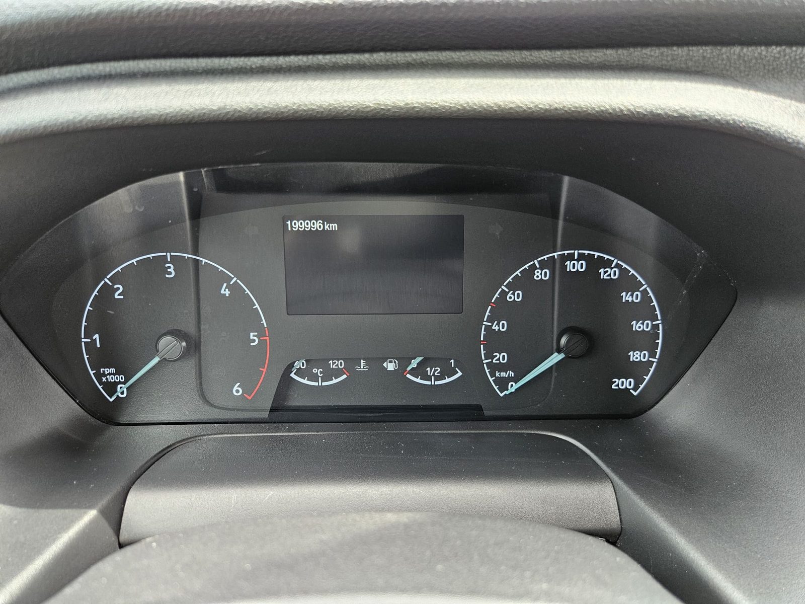 2022 Ford Transit — fotografija 15