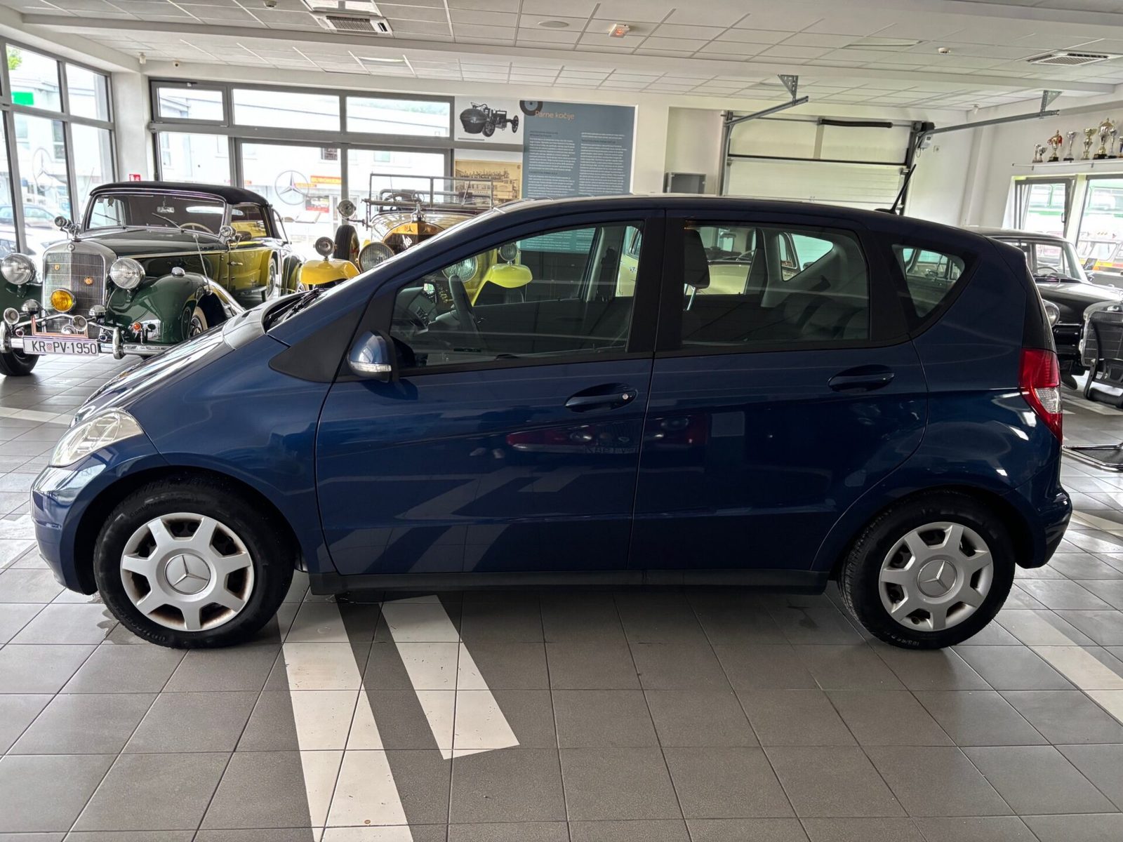 2011 Mercedes-Benz A-klasa — fotografija 6