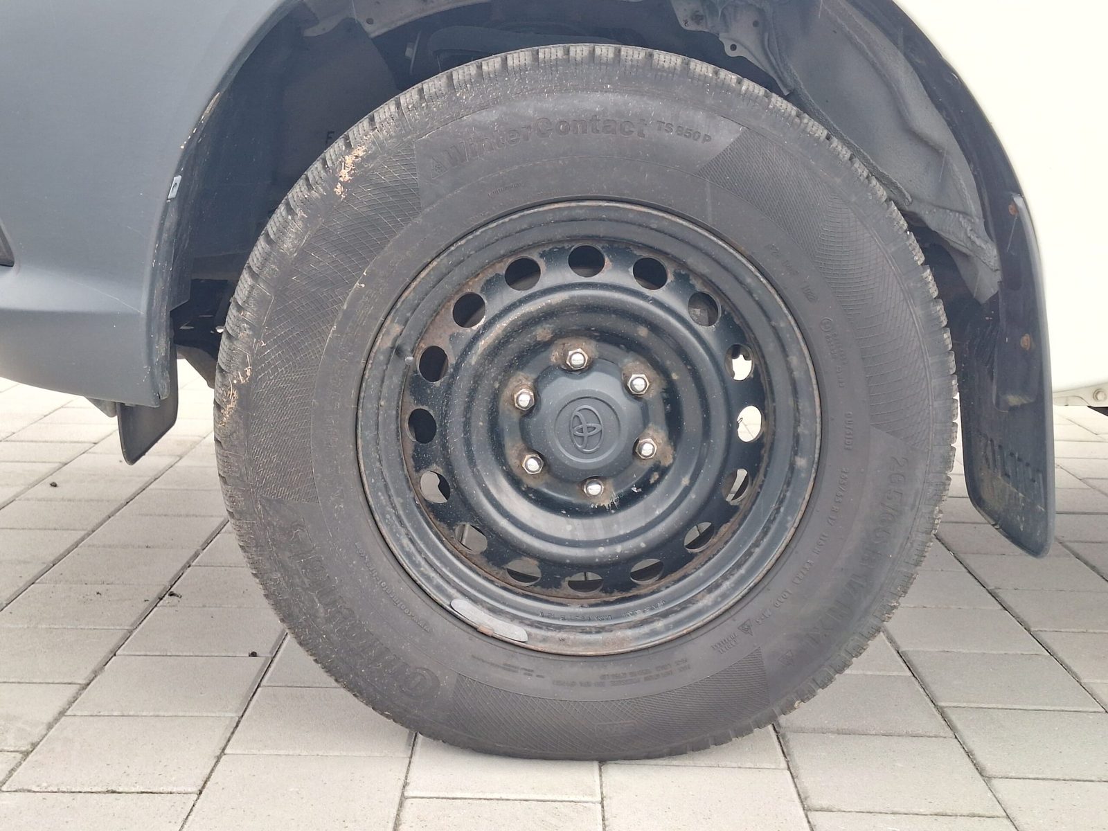 2019 Toyota Hilux — fotografija 4