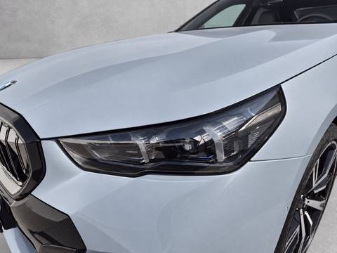 2025 BMW Serija 5 M Sport — sličica 26