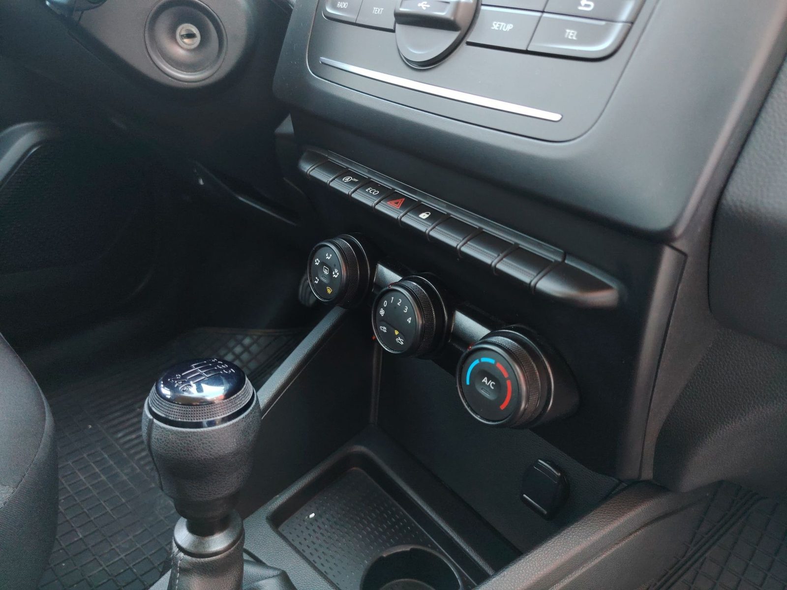 2023 Dacia Duster — fotografija 24