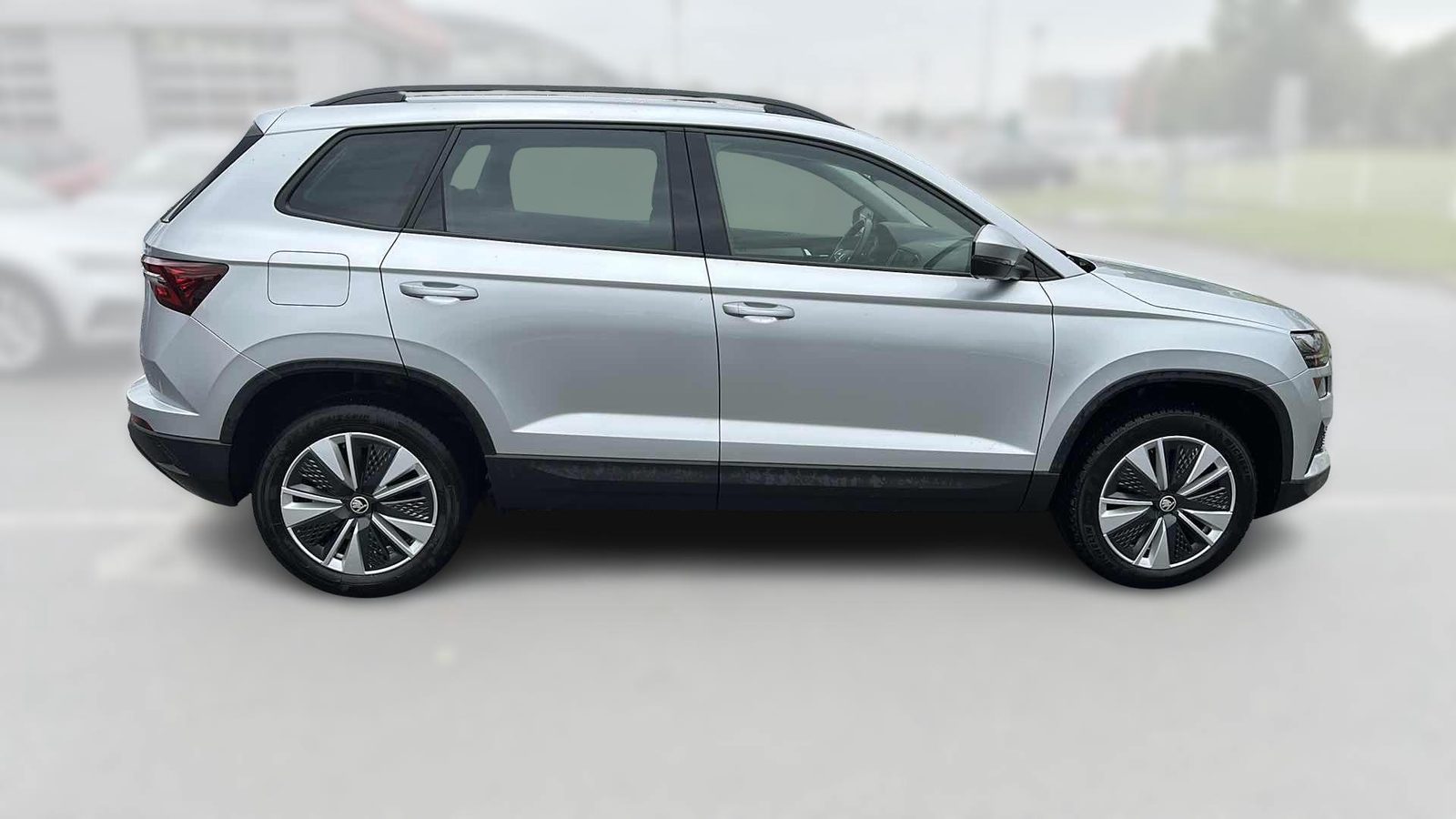 2023 Škoda Karoq — fotografija 8